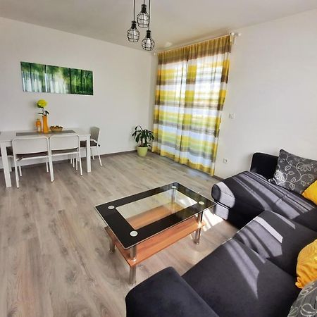 Apartment Mrvica Near The Zagreb Airport Велика-Горица Экстерьер фото