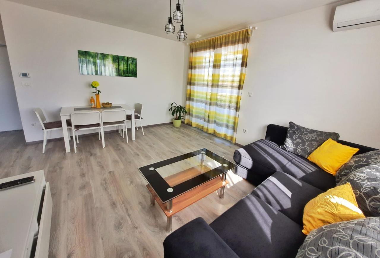 Apartment Mrvica Near The Zagreb Airport Велика-Горица Экстерьер фото