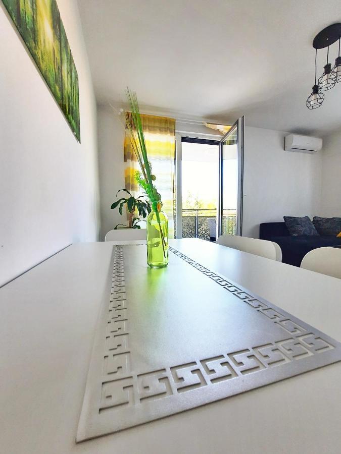 Apartment Mrvica Near The Zagreb Airport Велика-Горица Экстерьер фото